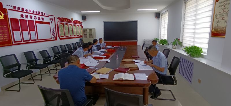 
				   
					加強企業(yè)黨建協(xié)同合作  推進(jìn)支部“雙化”建設
				 